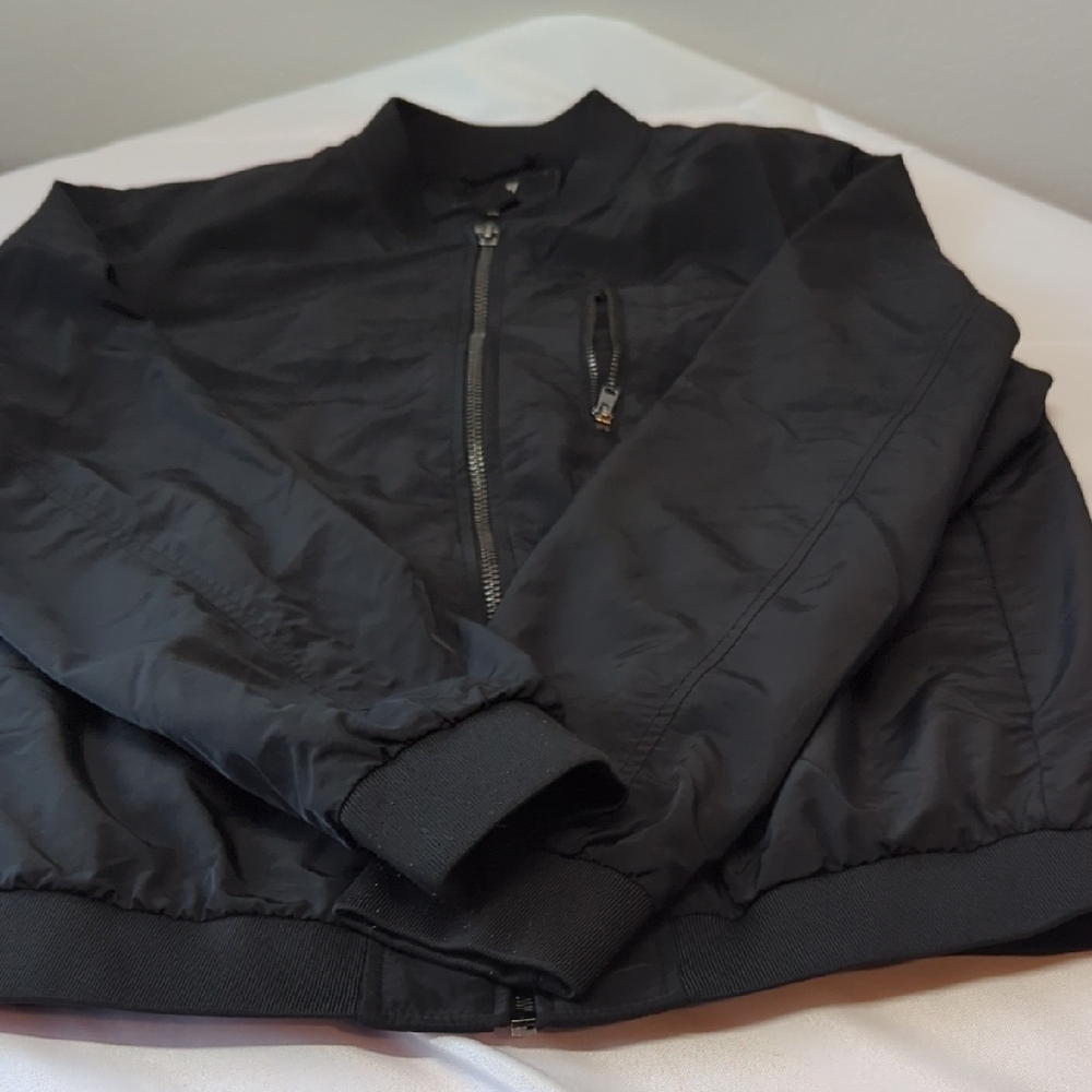 H&M Black Bomber Jacket with Ribbed Trim - Picture 4 of 5